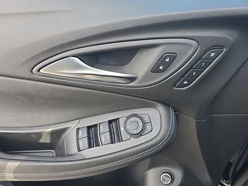 New 2026 Buick Encore GX Avenir w/ Avenir Convenience Package image 19