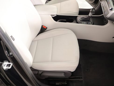 Used 2025 Hyundai Kona SEL FWD image 12