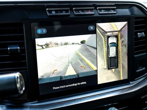 Used 2023 Ford F250 Lariat w/ Sport Appearance Package image 23