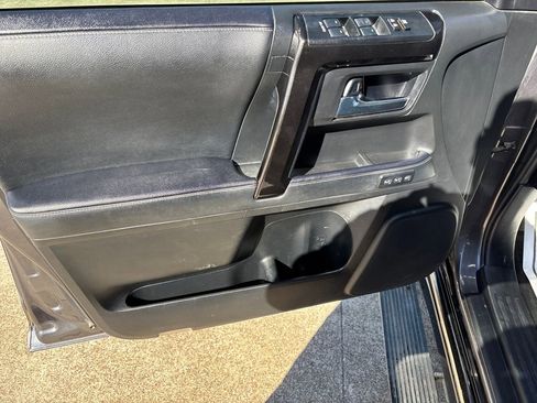 Used 2021 Toyota 4Runner Nightshade image 11