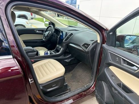 Certified 2024 Ford Edge SEL w/ Convenience Package AWD/4WD image 10