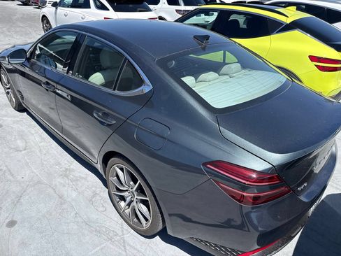Used 2023 Genesis G70 2.0T RWD image 6