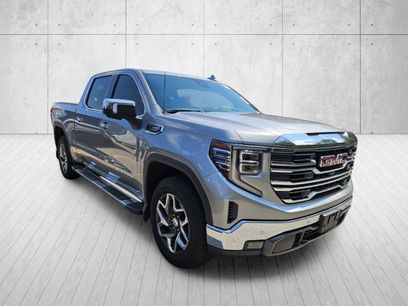 Used 2024 GMC Sierra 1500 SLT w/ SLT Premium Plus Package