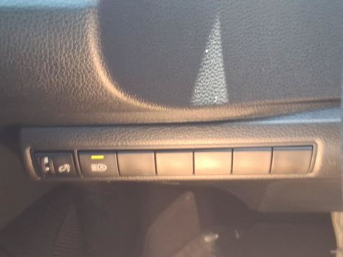 Certified 2020 Toyota Corolla LE FWD image 20