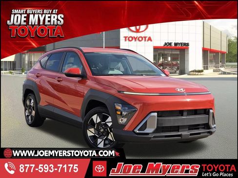 Used 2025 Hyundai Kona SEL FWD image 1