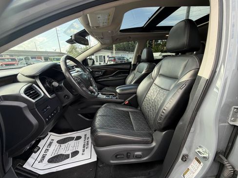 Used 2023 Nissan Murano Platinum w/ Cargo Package FWD image 7