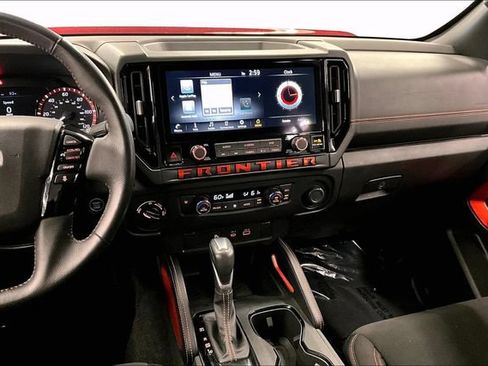 Used 2025 Nissan Frontier PRO-4X AWD/4WD image 7