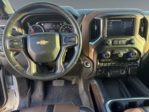 Used 2020 Chevrolet Silverado 3500 High Country w/ LPO, Hitch Package image 10