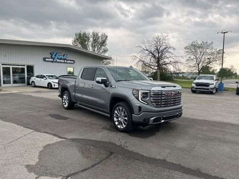 Used 2024 GMC Sierra 1500 Denali w/ Denali Reserve Package AWD/4WD image 4