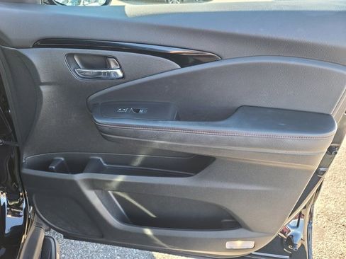 Certified 2020 Honda Ridgeline Black Edition image 20