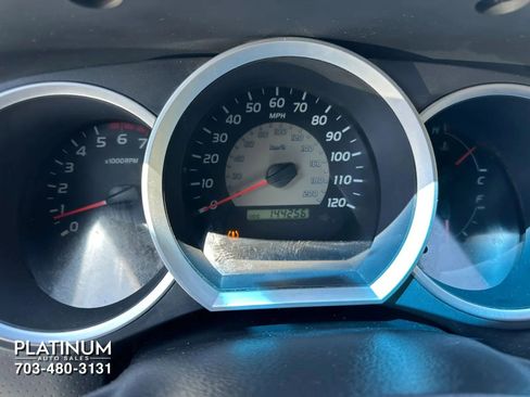 Used 2006 Toyota Tacoma PreRunner RWD image 10