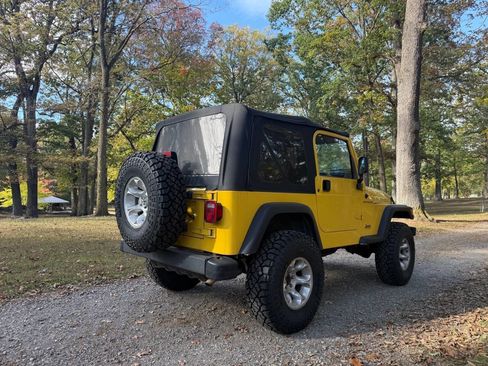 Used 2002 Jeep Wrangler SE image 6