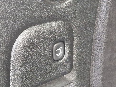 Used 2024 Dodge Durango GT image 34