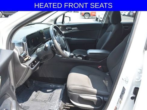 Used 2023 Kia Sportage LX AWD/4WD image 4