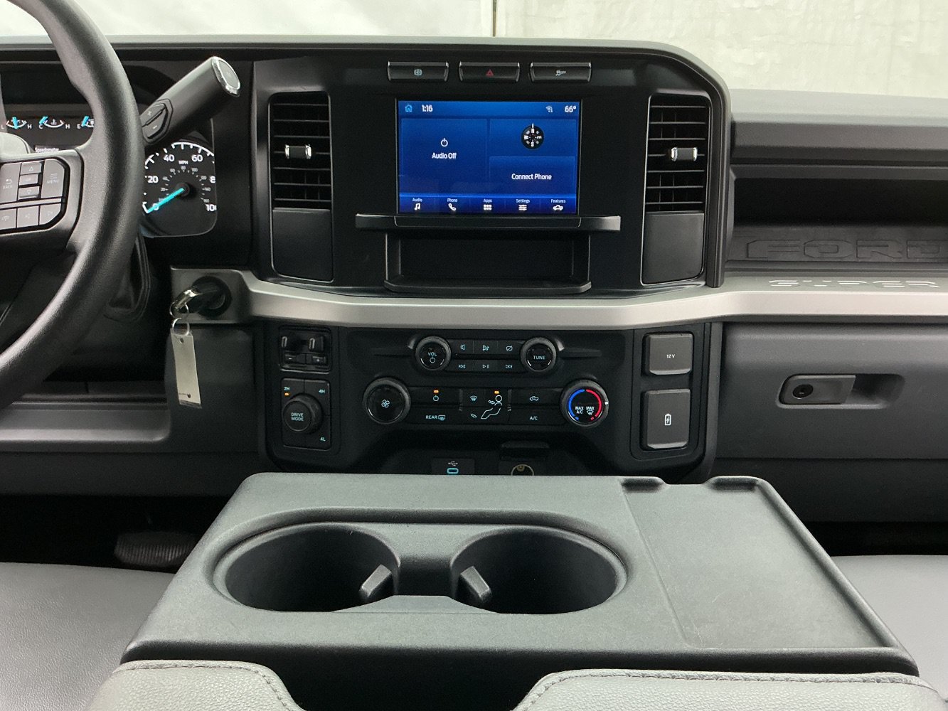Used 2023 Ford F350 XL AWD/4WD image 31