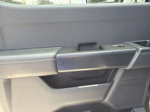 Used 2022 Ford F150 XL w/ STX Appearance Package RWD image 11
