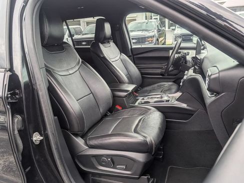 Used 2020 Ford Explorer ST w/ Premium Technology Package AWD/4WD image 17