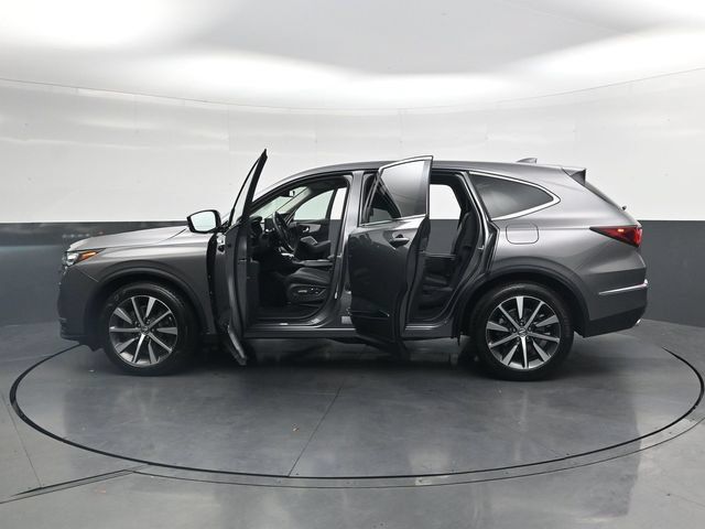 Used 2025 Acura MDX w/ Technology Package FWD image 44