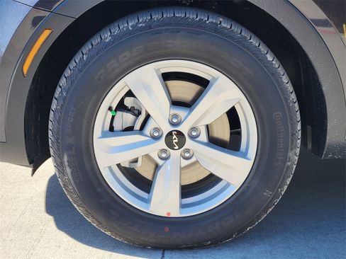 New 2026 Kia Sorento LX image 8