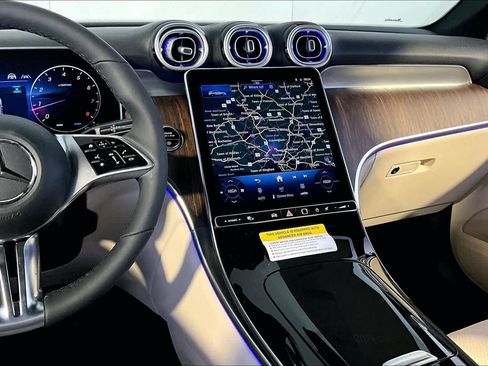 New 2026 Mercedes-Benz GLC 300 4MATIC image 8