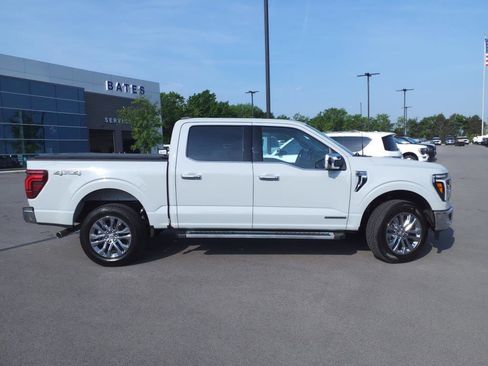 Used 2024 Ford F150 Lariat image 23