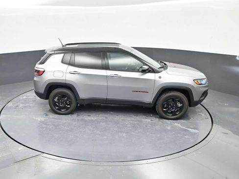 Used 2023 Jeep Compass Trailhawk image 34
