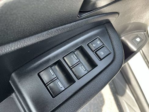 Used 2025 Honda Ridgeline TrailSport image 17