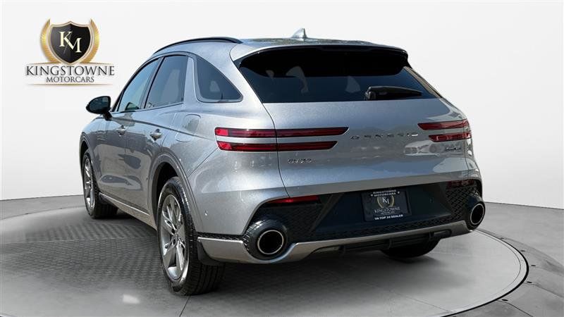 Used 2023 Genesis GV70 3.5T Sport w/ Sport Advanced Package AWD/4WD image 3