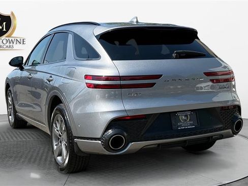 Used 2023 Genesis GV70 3.5T Sport w/ Sport Advanced Package AWD/4WD image 3