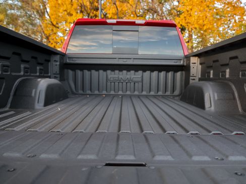 New 2026 GMC Sierra 1500 SLT w/ SLT Premium Plus Package image 9