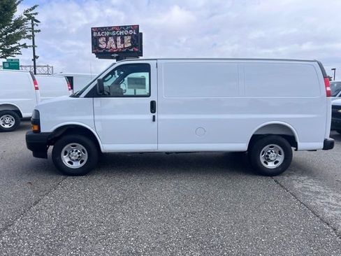 New 2025 Chevrolet Express 2500 image 3