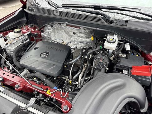 Used 2023 Buick Encore GX Essence w/ Experience Buick Package image 35