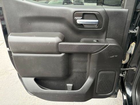 Used 2021 Chevrolet Silverado 1500 Custom image 13