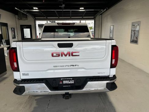 Used 2025 GMC Sierra 1500 SLT RWD image 5