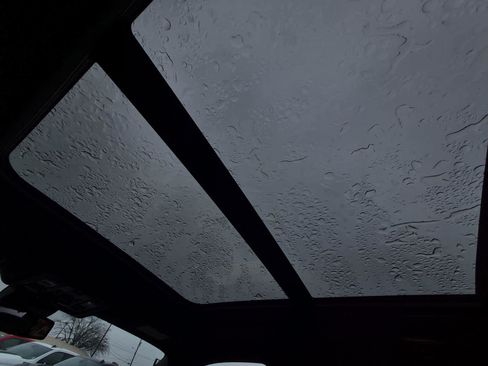 New 2026 GMC Yukon Denali w/ Sun & Power Step Package image 15