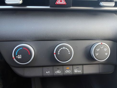 New 2026 Hyundai Elantra SE FWD image 20