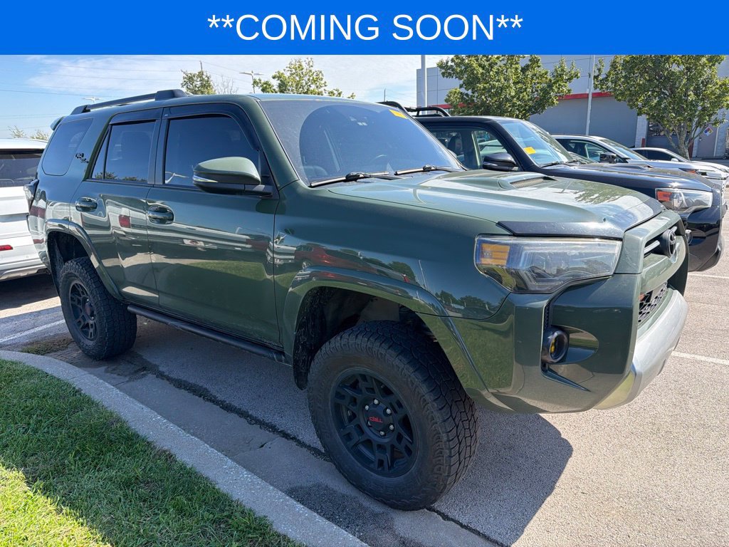 Used 2022 Toyota 4Runner TRD Off-Road Premium w/ Moonroof Package AWD/4WD image 3
