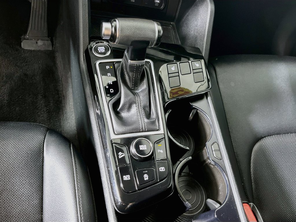 Used 2023 Kia Sportage EX FWD image 23