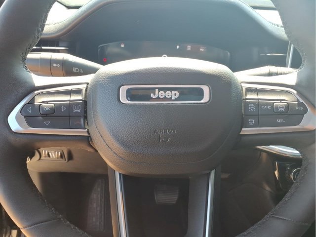 Used 2023 Jeep Compass High Altitude w/ Driver Assist Group I AWD/4WD image 14