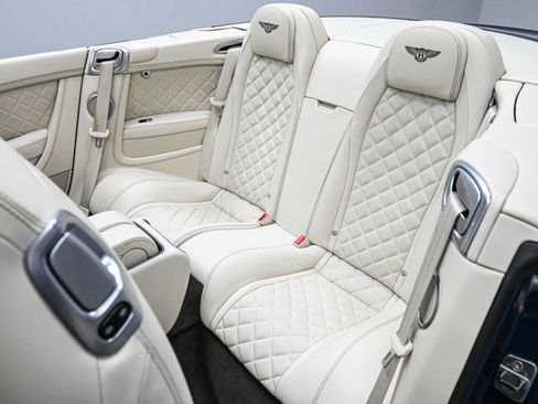 Used 2017 Bentley Continental GT V8 S image 29