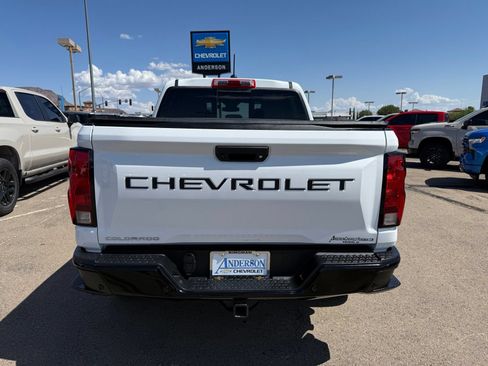 Used 2025 Chevrolet Colorado Trail Boss AWD/4WD image 8