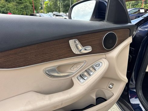 Used 2020 Mercedes-Benz C 300 Sedan image 13