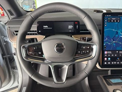 New 2025 Volvo EX90 Plus image 7