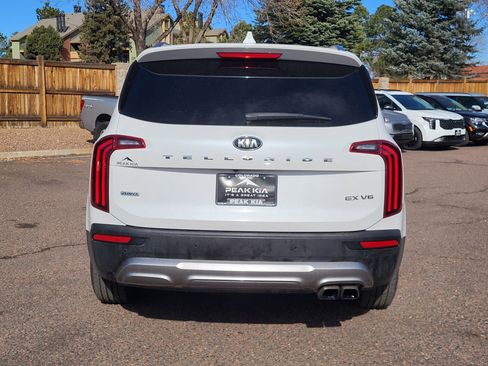 Used 2020 Kia Telluride EX image 11