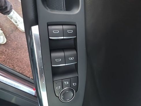 New 2026 Chevrolet Traverse RS image 23