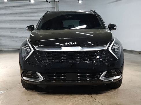 Used 2025 Kia Sportage SX image 2