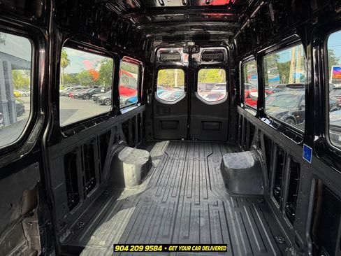 Used 2020 Mercedes-Benz Sprinter 3500 image 25