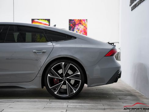 Used 2022 Audi RS 7 4.0T image 17