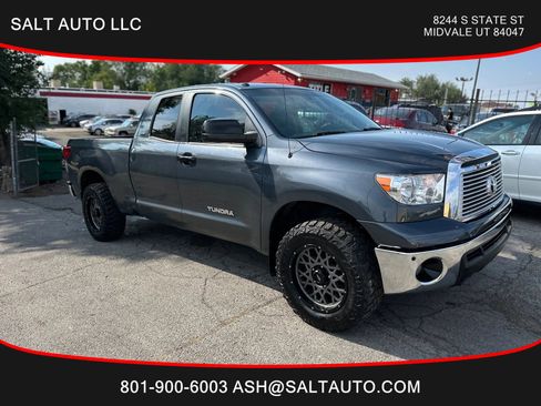 Used 2010 Toyota Tundra 4x4 Double Cab w/ SR5 Pkg image 2