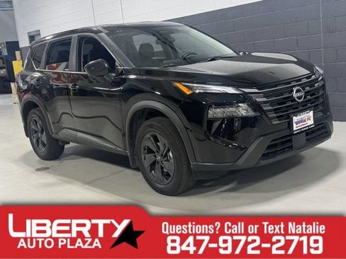 Used 2026 Nissan Rogue SV w/ Cold Weather Package AWD/4WD image 1